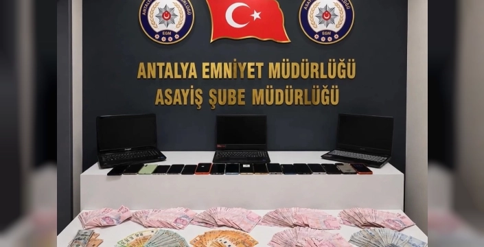 Antalya'da son durak operasyonu: 14 tutuklama