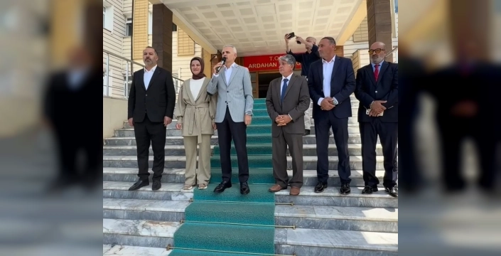 Ardahan Valisi Çiçekli'den şaşırtan itiraf: 'Büyük cehalet etmişim, idarecilik ateşten gömlekmiş