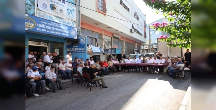 Aşure kazanı etrafında birleşenler: Eskiizmir Erzurumlular'dan birlik ve beraberlik dersi