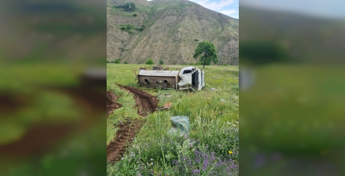 Bingöl'de su tankerinin devrilmesi sonucu bir ölü, bir yaralı