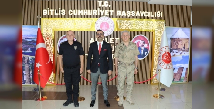 Bitlis Cumhuriyet Başsavcısı Kandemir'e hayırlı olsun ziyaretleri devam ediyor