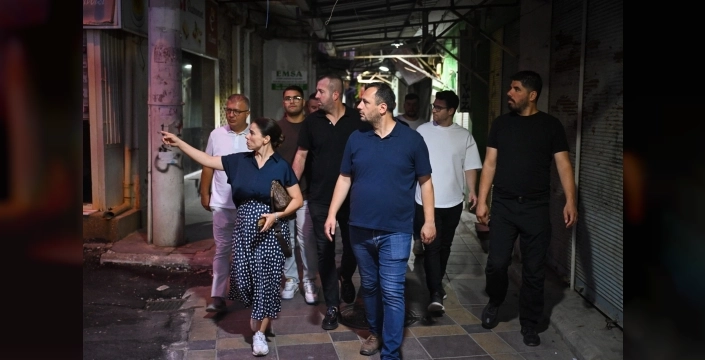Bornova'da altyapı devrimi: 280 sokak sıcak asfalta kavuşuyor