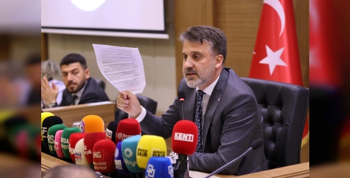 Bursa Büyükşehir'de işten çıkarmalar tartışma yarattı