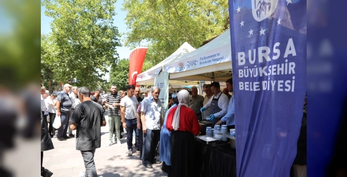 Bursa'da aşure ikramı Yenişehir'de coşkuyla karşılandı