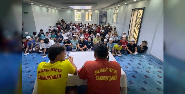 Çocuklar Karasu'da hayati öneme sahip boğulma tehlikelerine karşı bilinçlendirildi