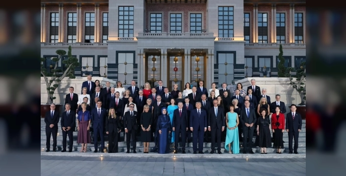 Erdoğan, NATO Zirvesi'nde yoğun diplomasi trafiği yürüttü