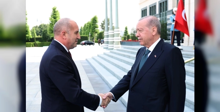 Erdoğan ve Radev, NATO Zirvesi marjında kritik görüşme yaptı