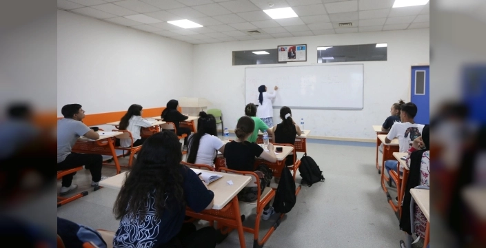 GASMEK, YKS'de tarihi başarıya imza attı: İlk 300'e 2 öğrenci girdi!
