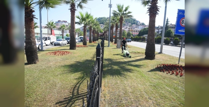 Giresun Belediyesi'nden estetik yaşam alanları için yoğun mesai