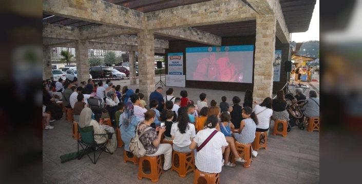 Giresun'da yaz akşamları sinema keyfi sürüyor