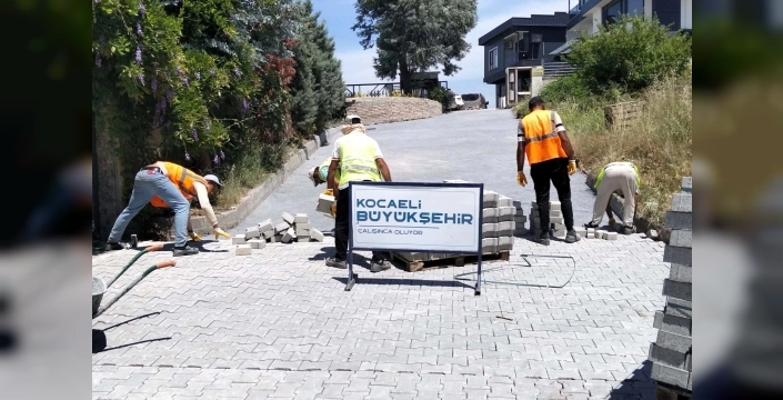 Halıdere'de yollar yenilendi, yaşam konforu arttı