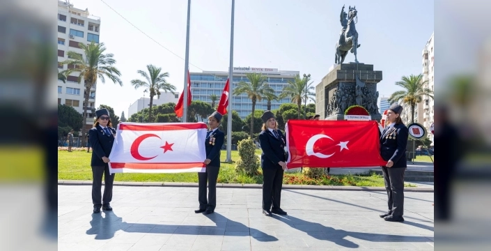 İzmir'de 20 Temmuz Barış ve Özgürlük Bayramı coşkuyla kutlandı