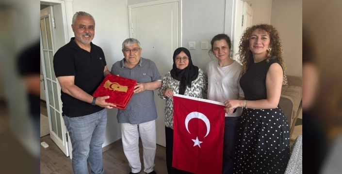 İzmit'ten gazilere vefa: Kıbrıs gazileri evlerinde unutulmadı