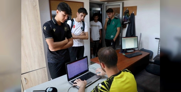 Karatay'da genç yetenekler sahaya iniyor: Futbolcu seçmeleri başlıyor