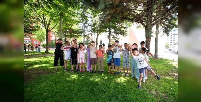 KAYMEK'in yaz okulu programı ile çocuklar yaz tatilini dolu dolu geçiriyor