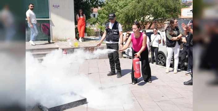 Keçiören Belediyesi, personeline nefes kesen afet ve yangın tatbikatı yaptırdı