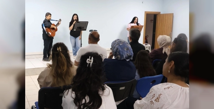 Kocaeli Beyaz Kalpler'de mezuniyet coşkusu yaşandı