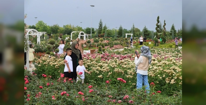 Konya'nın gözbebeği Karatay parkları, ziyaretçileri büyüledi!