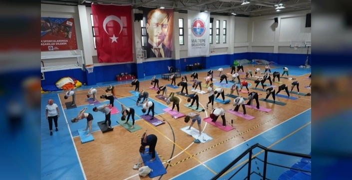 Maltepe'de kadınlara özel ücretsiz yoga dersleri başlıyor