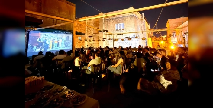 Mardin'de sinemaseverler 'Sesimi Taşı' filmiyle buluştu