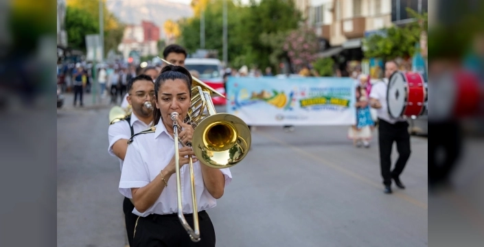Mersin'de Muz Festivali coşkusu başladı