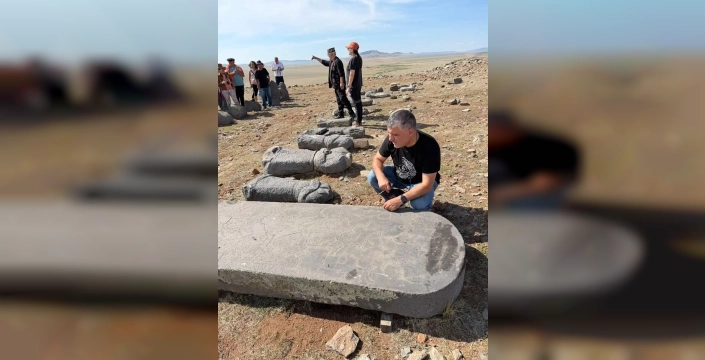 Moğolistan'daki Türk Mirası Tehlike Altında: Şamil Sadık Uyarıyor