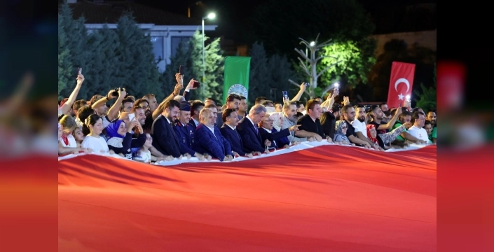 Mustafa Yalçın'dan 15 Temmuz mesajı: 'Vatanımıza sahip çıktık