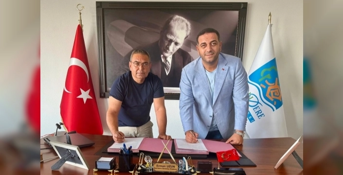 Narlıdere'de işçi hakları için önemli adım: Toplu sözleşme imzalandı