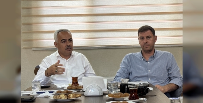 Oltu Belediye Başkanı Adem Çelebi, projeleri duyurdu