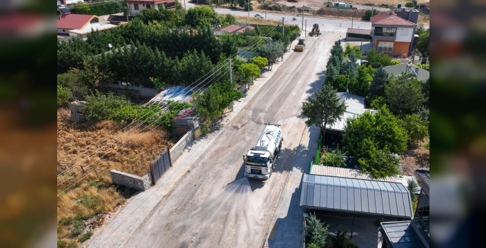 Sille'de yol konforu için 1050 ton asfalt dökülüyor