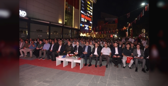 Tatvan'da 15 Temmuz anma programı coşkuyla kutlandı