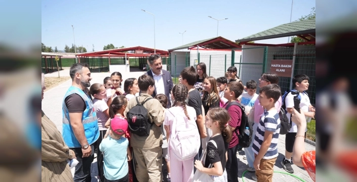 Yenişehir'de hayvan bakımevi çocuklara kapılarını açtı