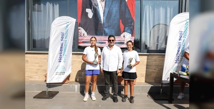 30 Ağustos Zafer Bayramı tenis turnuvası sona erdi