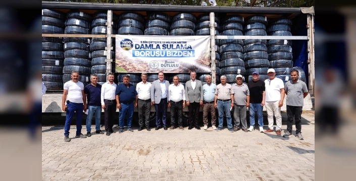 Alaşehir'de çiftçilere damla sulama borusu desteği sağlandı