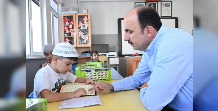 Başkan Altay, minik Kur’an talebeleriyle bir araya geldi