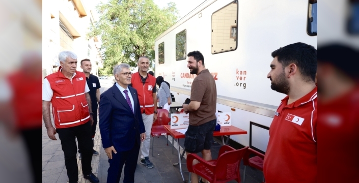 Bingöl'de kan seferberliği: Hayat kurtarmak için gönüllüler akın etti