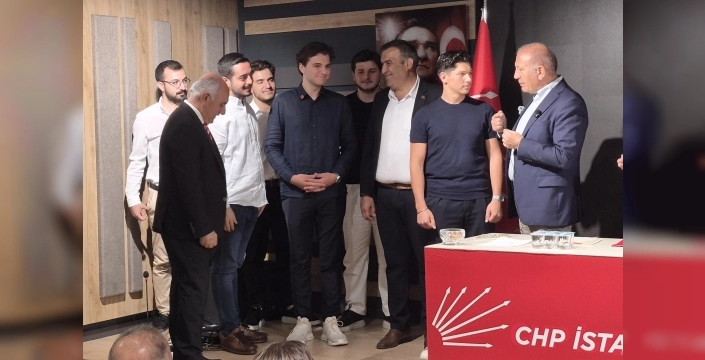 CHP İstanbul'a yeni üyeler katıldı