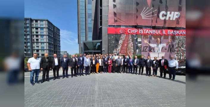 CHP İstanbul'da saha çalışmalarını yoğunlaştırıyor