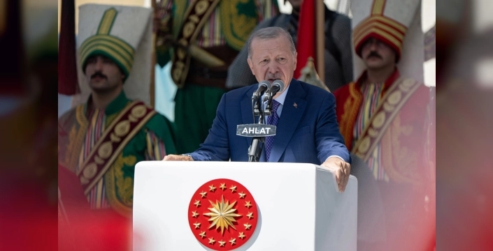 Cumhurbaşkanı Erdoğan, Ahlat'ta terörsüz Türkiye vurgusu yaptı