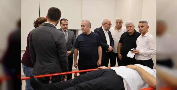 Elazığ'daki festivalde devrilen LED ekran 5 kişiyi yaraladı