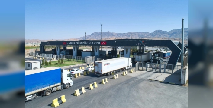Habur Gümrük Kapısı'ndan 2026'da rekor tır çıkışı