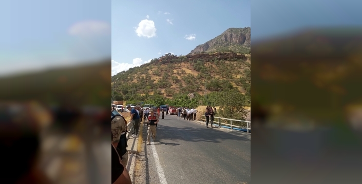 Hakkari'de arazöz Zap Suyu'na düştü, 3 yaralı