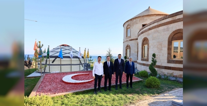 İçişleri Bakan Yardımcısı Çelik, Bitlis'te güvenlik toplantısı yaptı