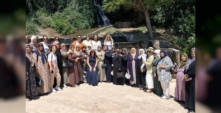 Kadın kursiyerler, doğanın güzelliklerini keşfetti