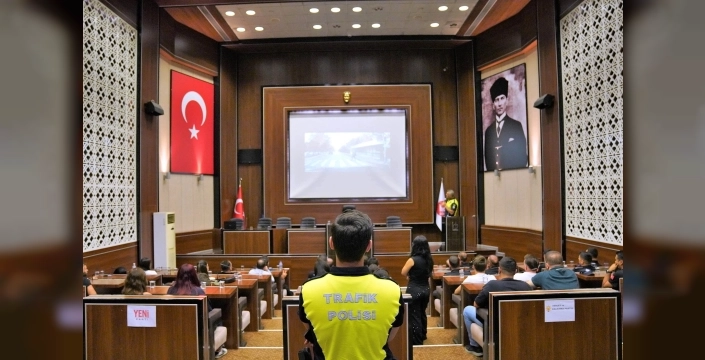 Keçiören belediyesi çalışanlarına güvenli sürüş eğitimi verildi