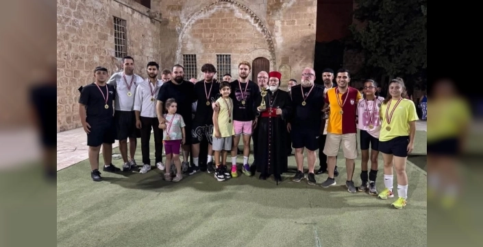 Kırklar Kilisesi voleybol turnuvası Mor Behnam'ın zaferiyle bitti