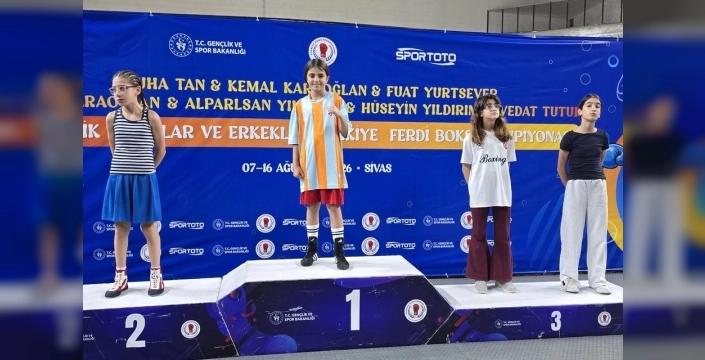 Kocasinan Belediyesi'nin sporcusu Türkiye boks şampiyonu oldu