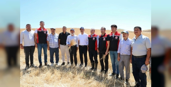 Kocasinan'da çiftçilerle hasat coşkusu: Tarımın geleceği masada