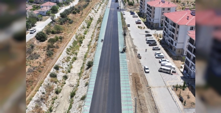 Köprübaşı, sıcak asfalt ile yeni bir döneme adım atıyor