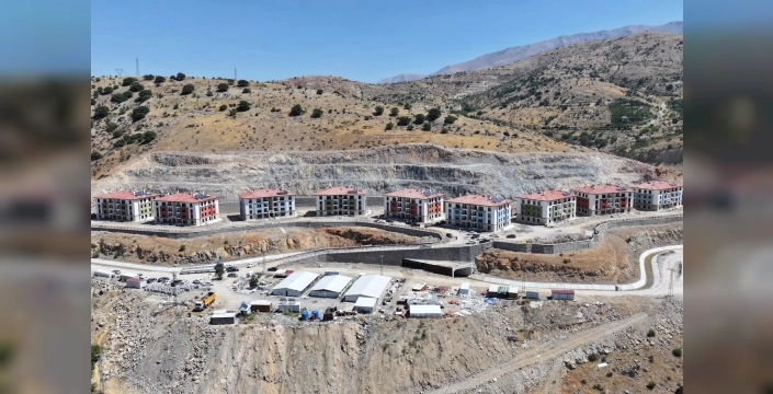 Malatya protokolü Yeşilyurt'ta çeşitli incelemelerde bulundu
